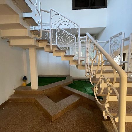 Heliopolis Modern 2Bdr Apartment Cairo Exterior photo
